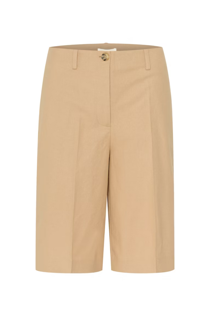 Soaked in Luxury Carry Shorts Beige