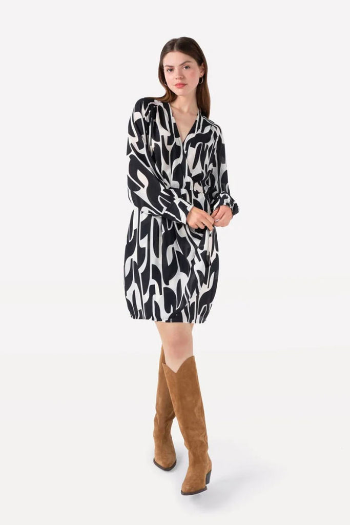 Another Label Azra Graphic Dress Black
