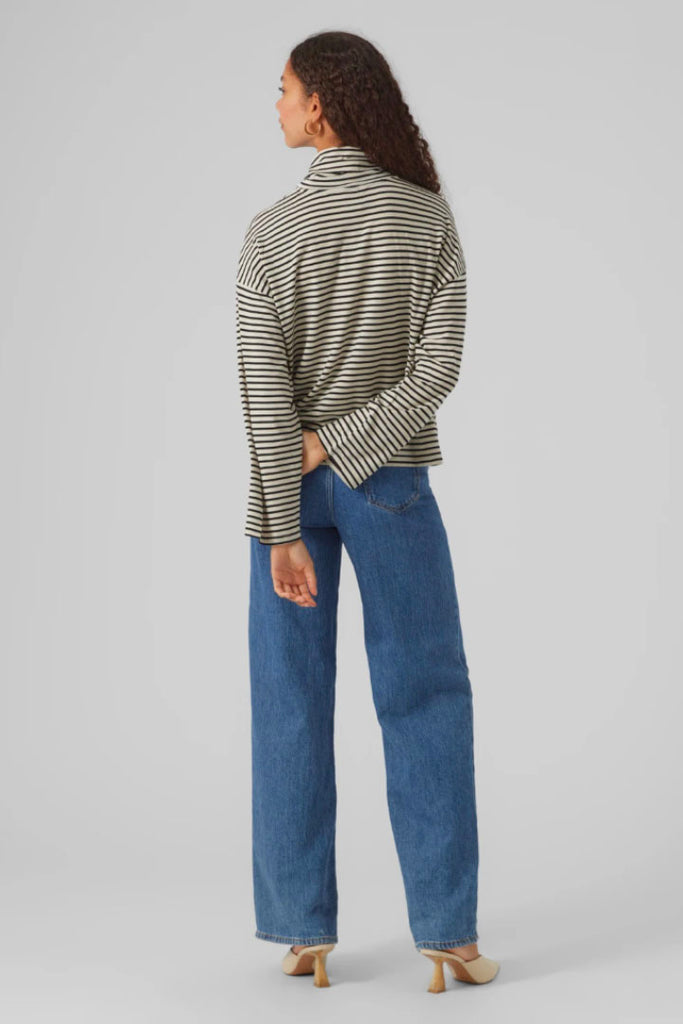 Vero Moda Fiona Roll Neck Short Top