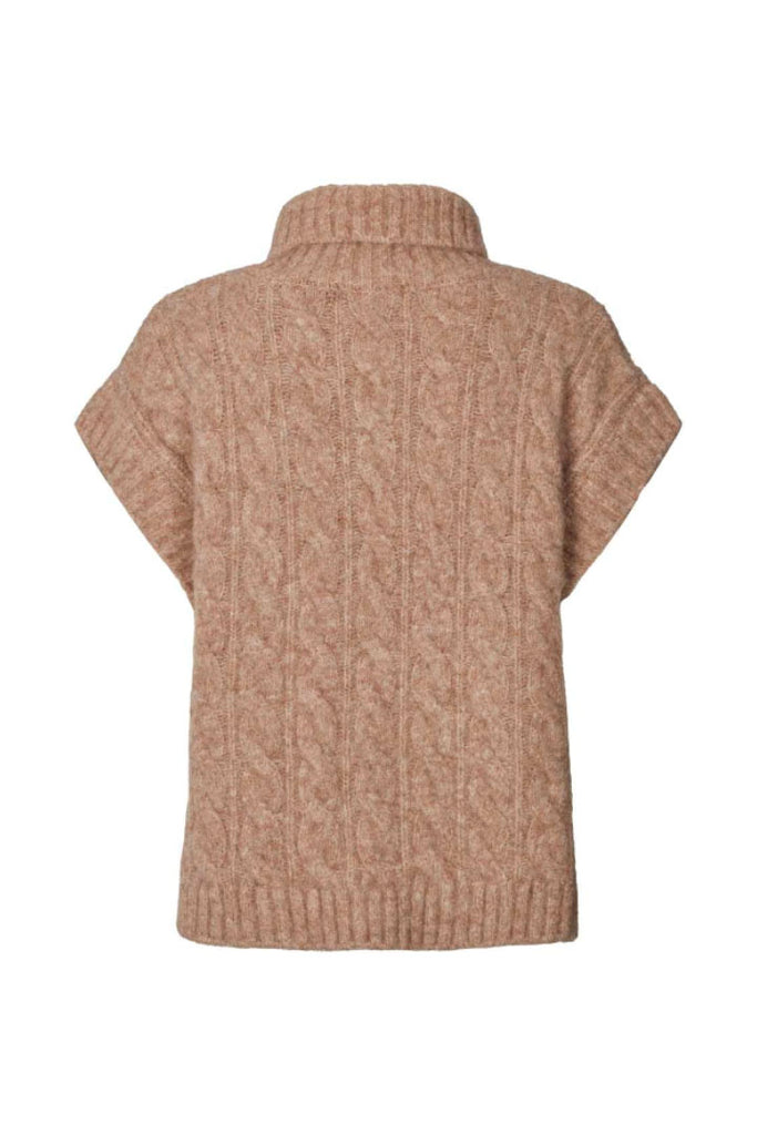Lollys laundry Fresno Vest