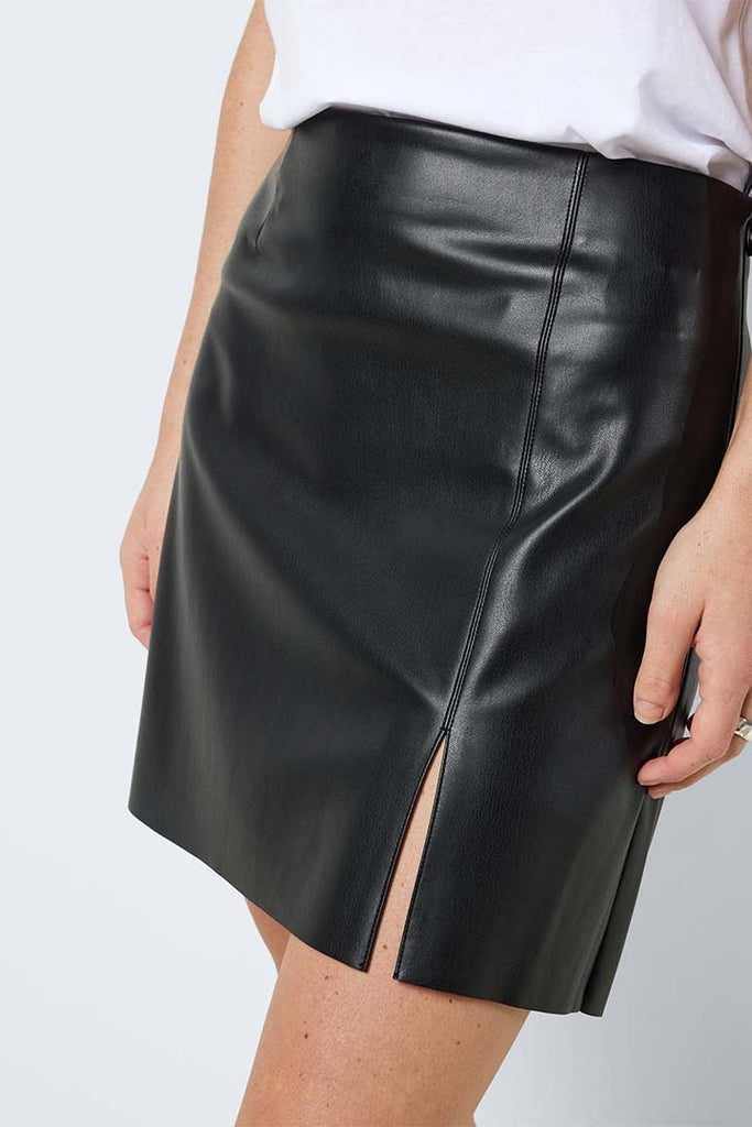 Noisy May Clara Penny Slit Skirt Black