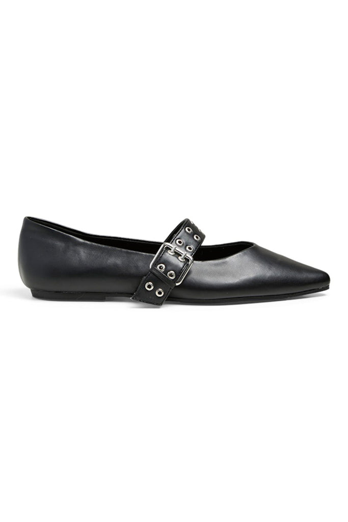 Pieces Saga Buckle Ballerina Pump Black