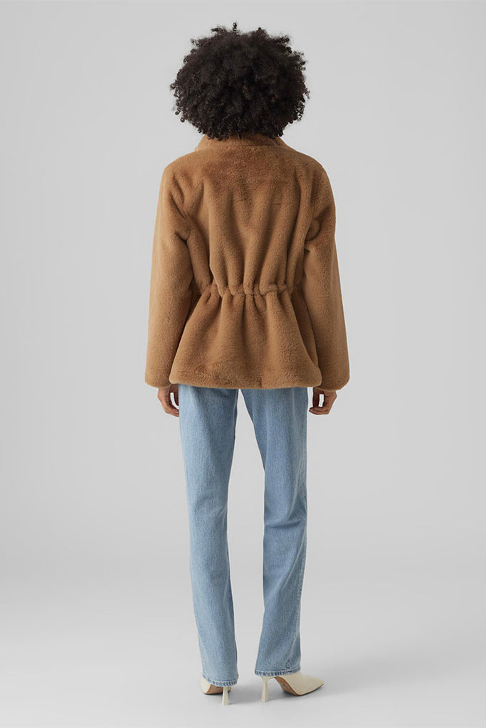 Vero Moda Sonjaholly Short Faux Fur Jacket