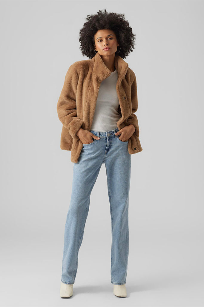 Vero Moda Sonjaholly Short Faux Fur Jacket