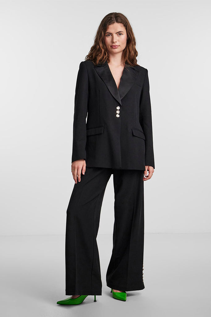 YAS Sharp Blazer