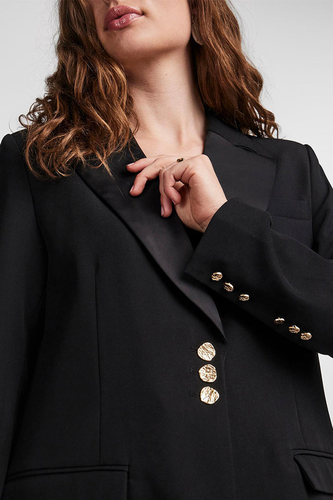 YAS Sharp Blazer