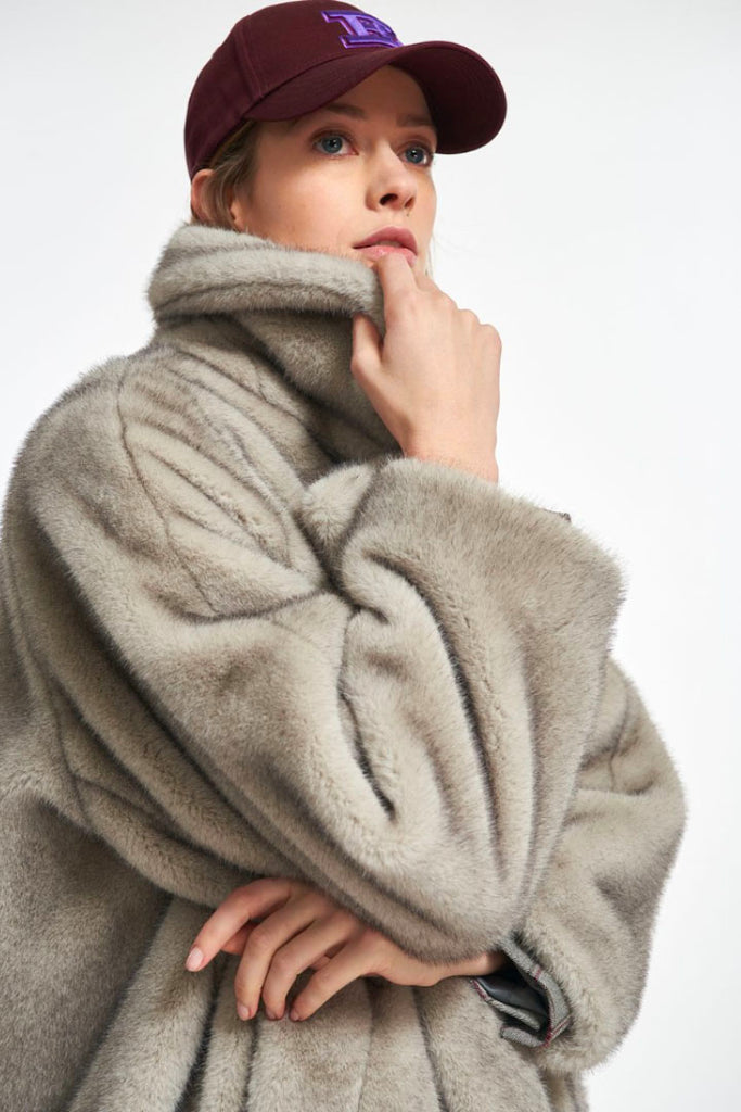 Essential Antwerp Edict Oversized Faux Fur Coat