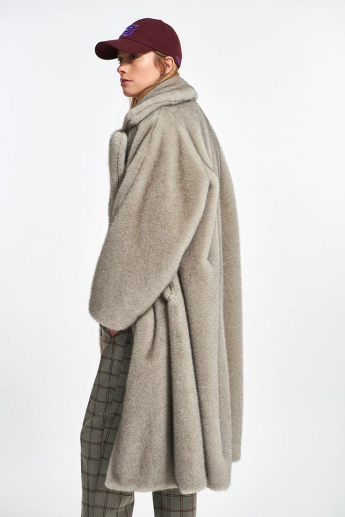 Essential Antwerp Edict Oversized Faux Fur Coat