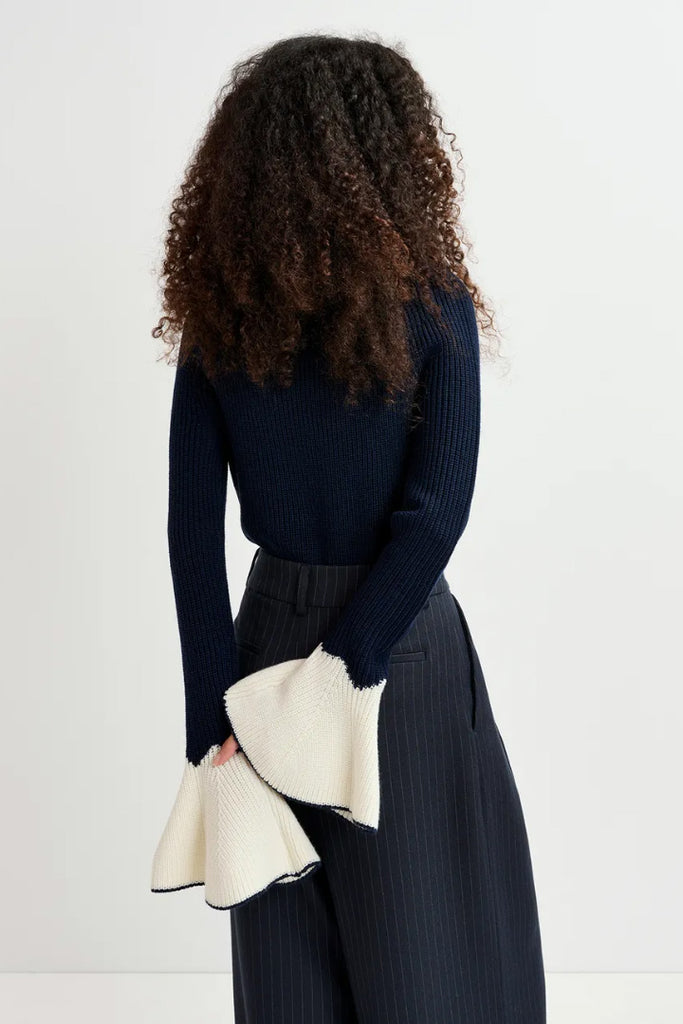 Essential Antwerp Goodies Pullover