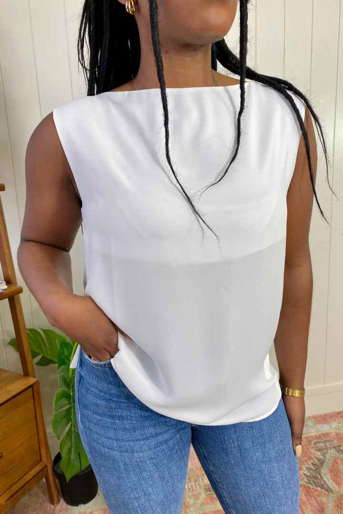 Birelin Sleeveless Blouse