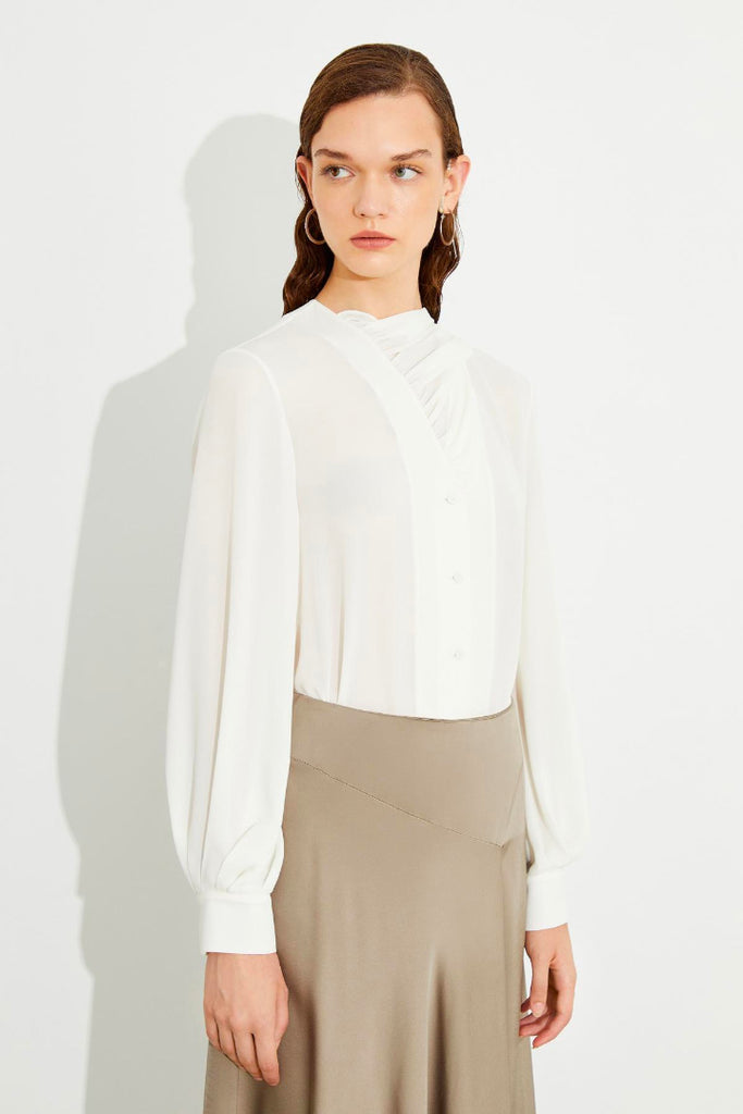 Birelin Foulard Detailed Blouse Cream